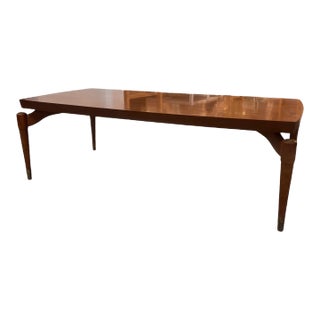 1970s Vintage Mid Century Modern WalnutCoffee Table With Rocket Legs Laminate Top For Sale