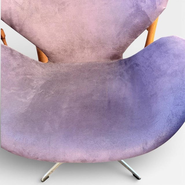 Textile Mid-Century Purple Swivel Lounge Chair with Chrome Base, 1970s For Sale - Image 7 of 11