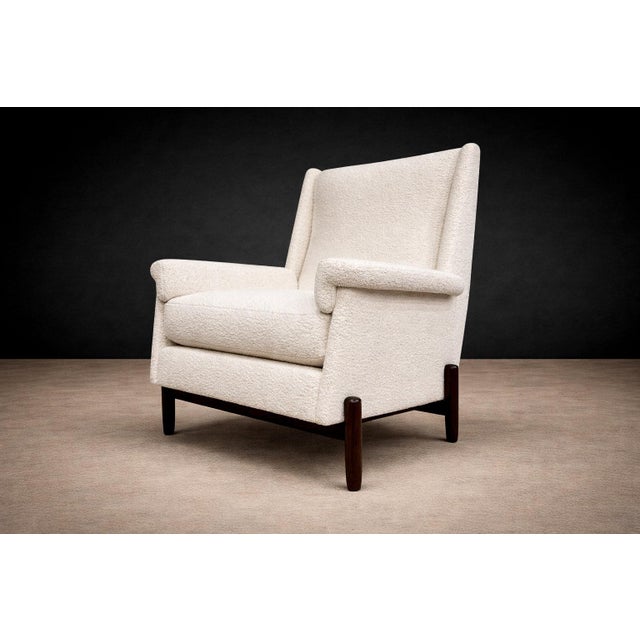 Jorge Jabour Club Chair in Brazilian Rosewood and Bouclé, 1960s - Lot 233 For Sale - Image 4 of 15