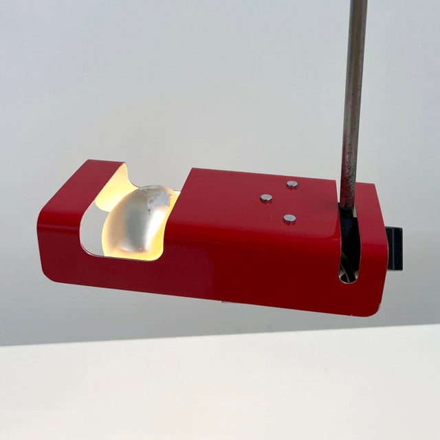 Red Red Spider Desk Lamp by Joe Colombo for Oluce, 1970s For Sale - Image 8 of 11