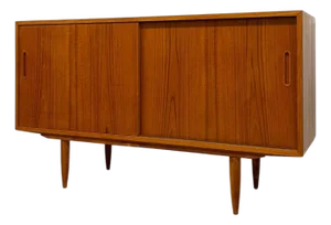 Vintage Danish Mid-Century Modern Teak Sliding Door Credenza / Sideboard With Drawer