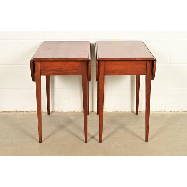 Henkel Harris Georgian Solid Cherry Wood Drop Leaf Pembroke Side Tables, Pair For Sale - Image 14 of 15