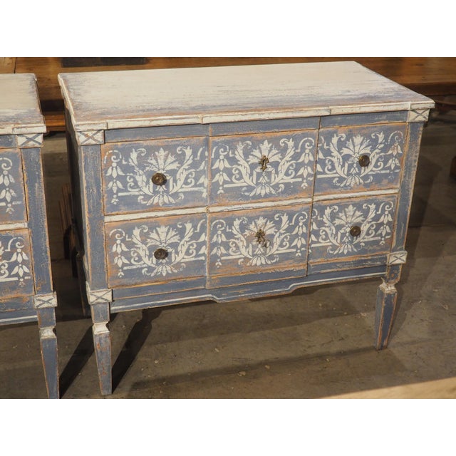 Pair of Hand Painted Blue and White Directoire Style Commodes For Sale - Image 9 of 18
