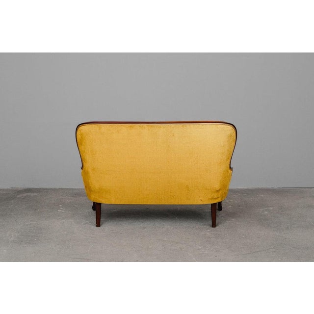 Mid-Century Sofa in Yellow For Sale - Image 6 of 18