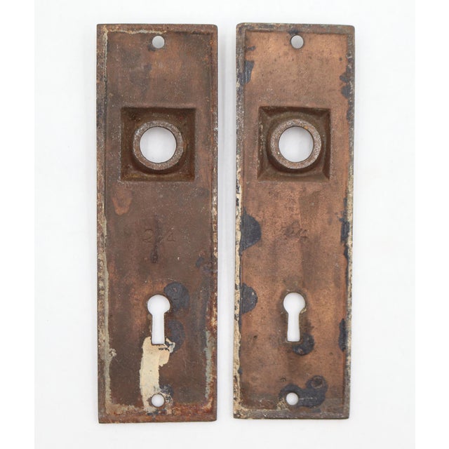 1880s Vernacular Trenton Cast Iron Passage Door Knob Set For Sale - Image 6 of 8