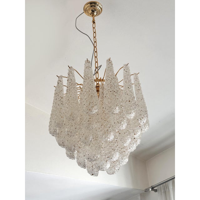 Glass Contemporary Mid-Century Modern "Conchiglie" Murano Glass Gold Chandelier For Sale - Image 7 of 8