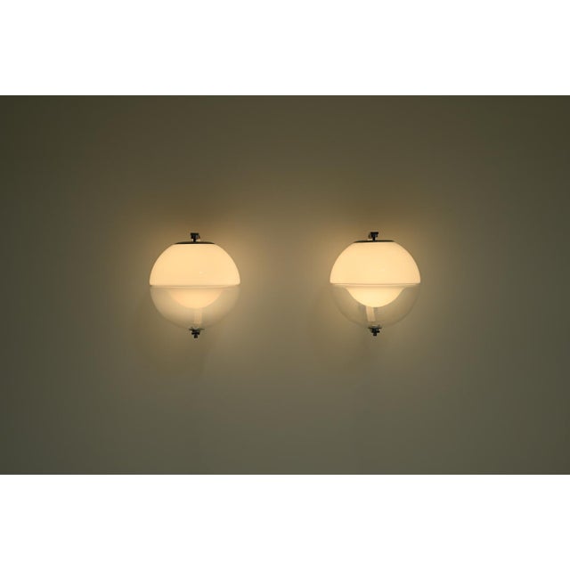 Mid-Century Modern Large Italian Globe Wall Lamps, 1960s, Set of 2 For Sale - Image 3 of 10