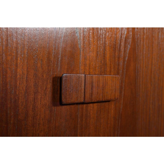 Mid-Century Wardrobe by Ib Kofod Larsen for G-Plan, United Kingdom, 1960s For Sale - Image 15 of 18