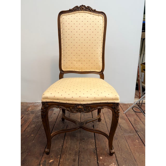 Carved French Provincial Style Dining Chairs for John Widdicomb, Set of Six For Sale In New York - Image 6 of 17