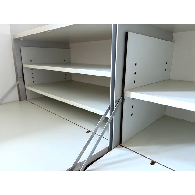 Bookshelf with 16 Shelves by Dieter Rams for Vitsoe, Germany, 1960s For Sale - Image 6 of 13