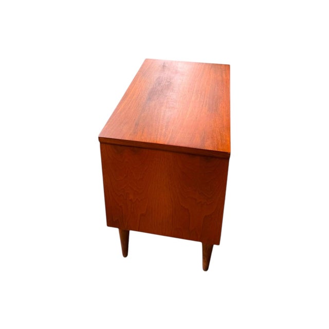 Brown Vintage Mid-Century Modern End Table Set With Diamond Parquet Accent Inlay and Dovetailed Drawers For Sale - Image 8 of 11