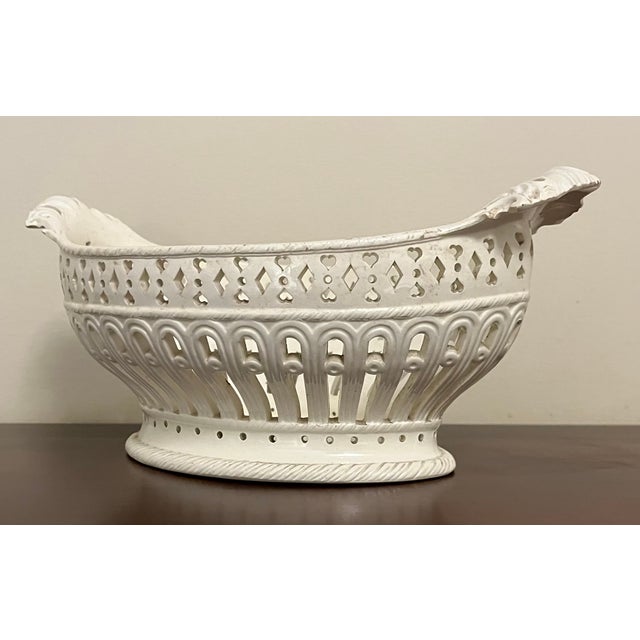 Antique 18th Century English George III Creamware Reticulated Basket For Sale - Image 12 of 14