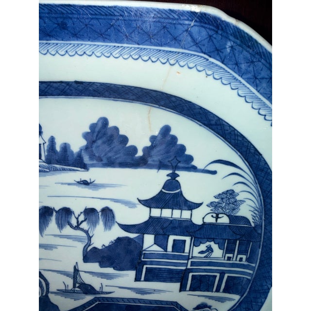 Early 19th Century Antique Chinese Canton Large Platter Export Porcelain Blue & White 17"x13” With Wood Display Stand For Sale - Image 5 of 12