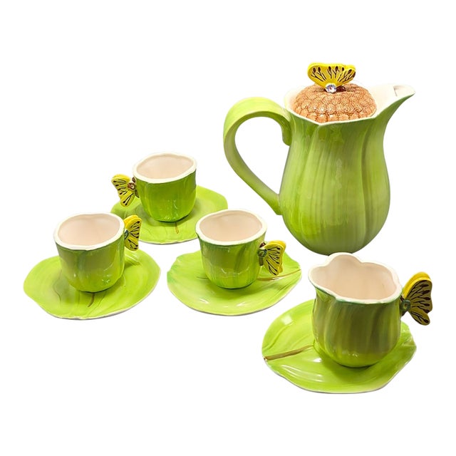 Vintage Italian Ceramic Green Tulip Shaped Leaf Butterflies Demi Tasse Nine-Piece Espresso Set For Sale