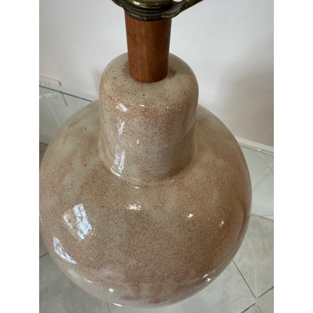 Mid-Century Modern 1960s Jane and Gordon Martz Table Lamp For Sale - Image 3 of 7