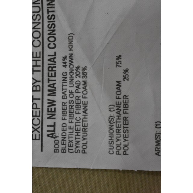 Textile Late 20th Century Barbara Barry for Baker Furniture Milling Road Blue Paisley Chaise Lounge For Sale - Image 7 of 11