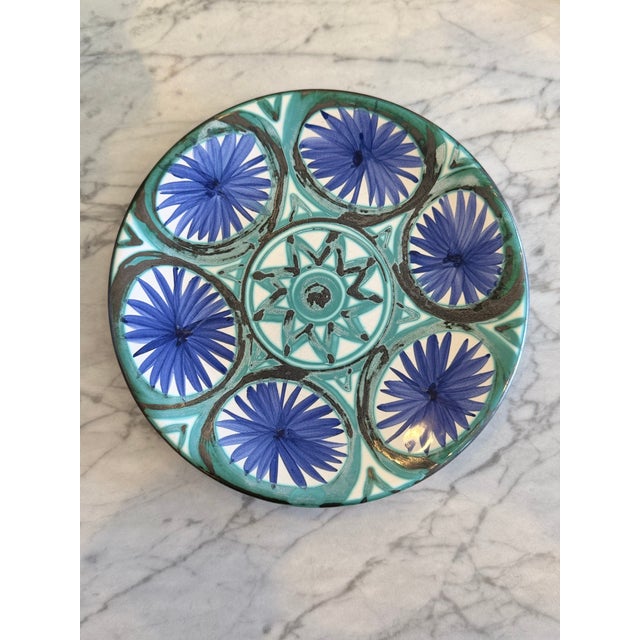 1960s Set of 8 Hand-Painted Plates by Robert Picault — Vallauris, France, c.1950s For Sale - Image 5 of 12