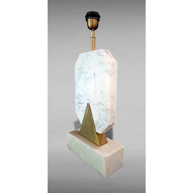 Early 21st Century Italian Carrara Statuario White Marble and Brass Table Lamp For Sale - Image 5 of 18