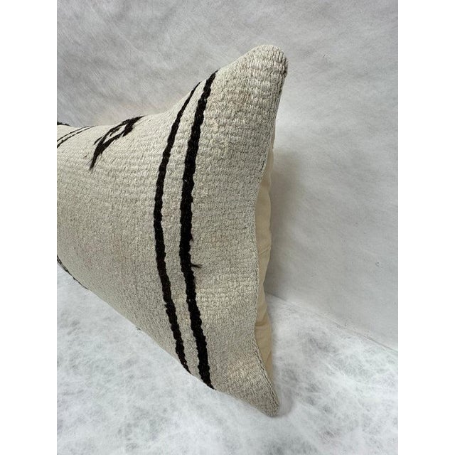 Contemporary Turkish Hemp Pillow Cushion Natural Beige Black Pillow Cushion Cover 16" x 24" For Sale - Image 3 of 4