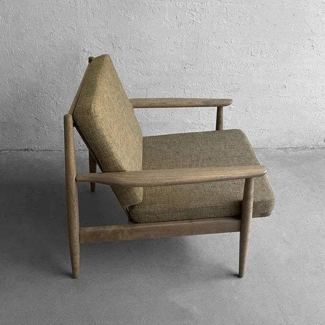 1960s Mid-Century Modern Ash Lounge Chair by Viko Baumritter For Sale In New York - Image 6 of 11