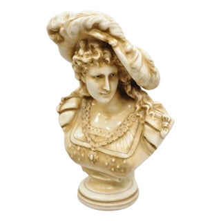 Vintage Royal Rudolstadt Small Ceramic Porcelain Bust Figurine Statue For Sale