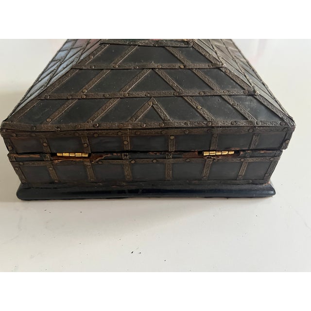 1950s Vintage Wood Decorative Flip Top Trinket Storage Box With Metal Outside For Sale - Image 5 of 7