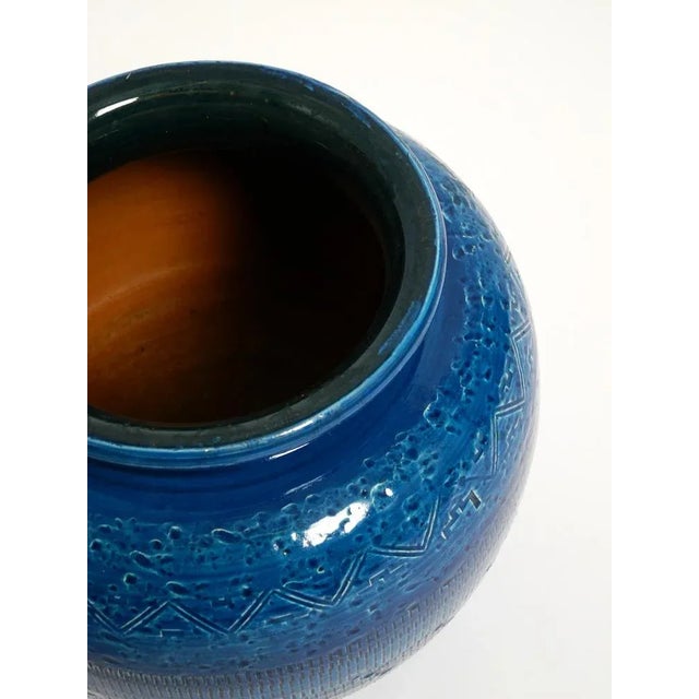 Ceramic Rimini Blu Vase by Aldo Londi for Bitossi, Italy, 1960s For Sale - Image 13 of 16