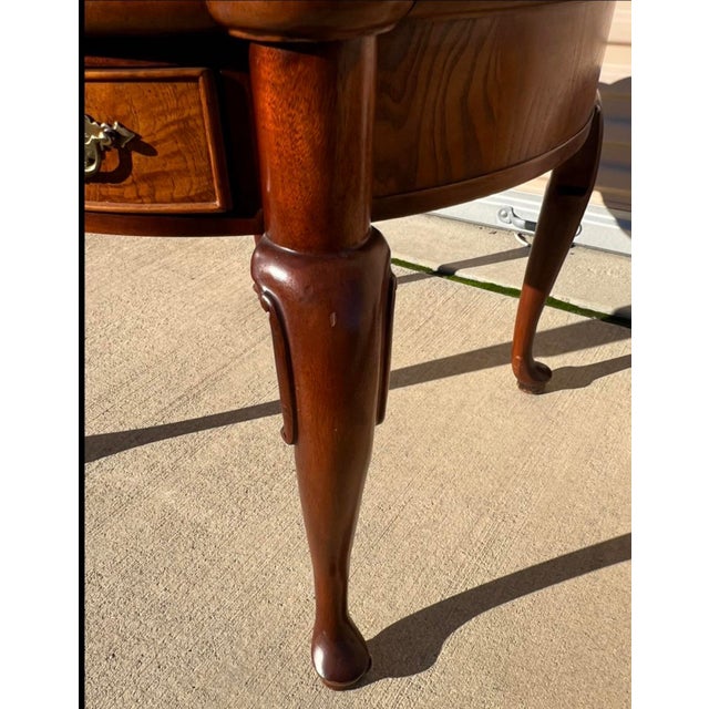 1980 Vintage Hekman Round Table With Drawer French Style Burl Mahogany For Sale - Image 10 of 12