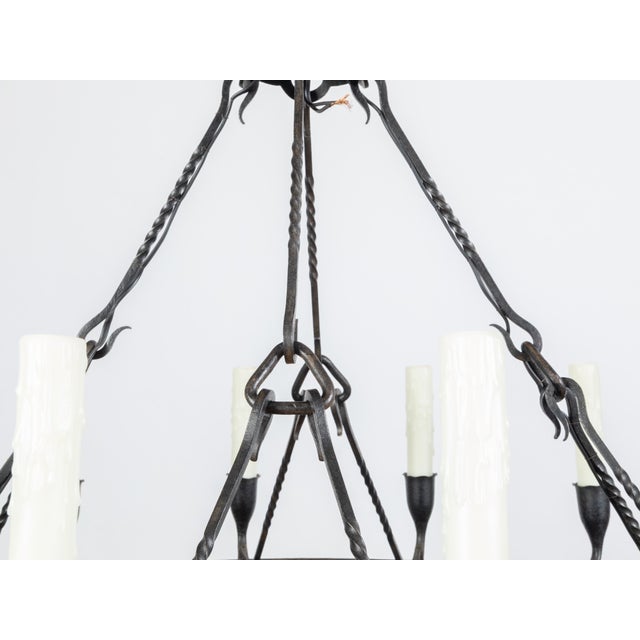 Spanish 1900s Spanish Colonial 12-Light Iron Chandelier with Ring and Dark Patina For Sale - Image 3 of 12