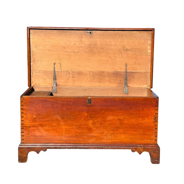 With our absolute highest compliments Bay Colony Antiques takes the utmost pleasure in presenting this exceptional antique...