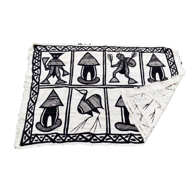 1980s Vintage Black and White Korhogo by the Senufo People Cloth/Textile Cote d'Ivoire For Sale - Image 5 of 6