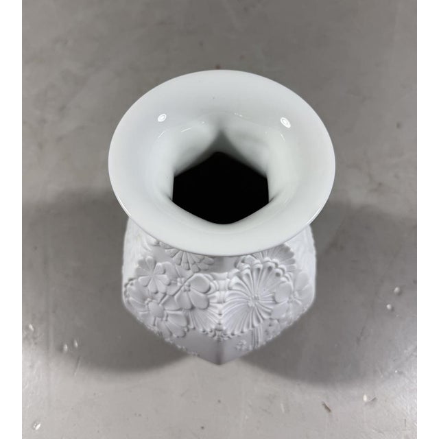 Mid-Century Modern White Bisque Porcelain Vase from AK Kaiser, 1960s For Sale - Image 3 of 12