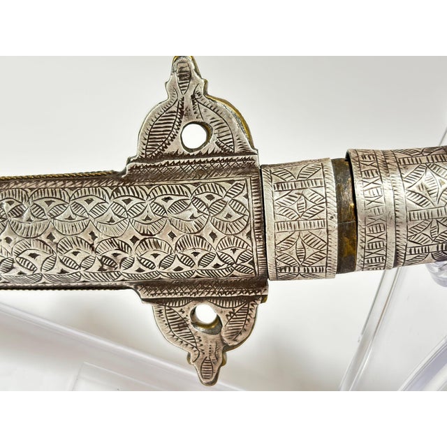 Antique Moroccan Berber Khanjar Dagger With Sheath For Sale In Palm Springs - Image 6 of 15