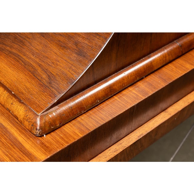 1930s Circular Art Deco Liquor Cabinet With Leaded Glass Doors For Sale - Image 15 of 18