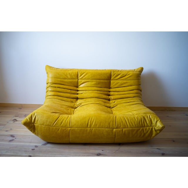 Iconic togo piece with the collection’s recognizable low silhouette, soft pleated form, and modular character. Suitable...