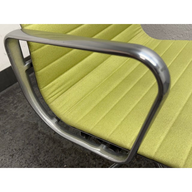 Charles + Ray Eames for Herman Miller Eames Aluminum Group Management Chair For Sale - Image 10 of 12