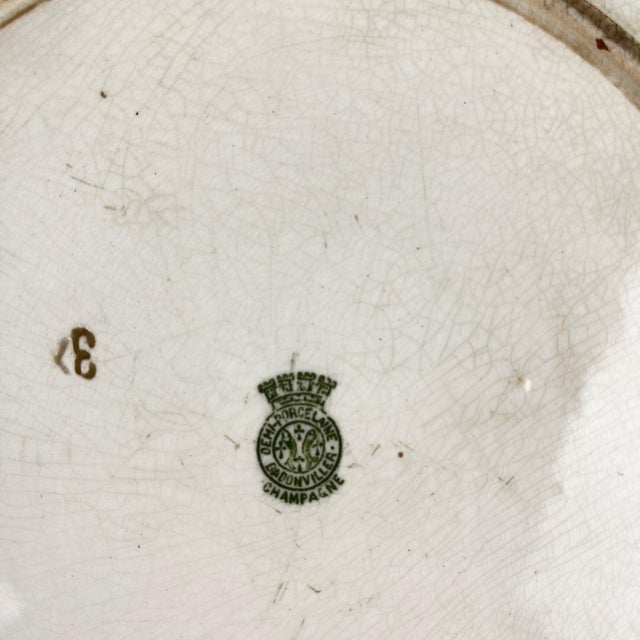 Round Green Champagne Dish from Badonviller, Early 20th Century, 1890s For Sale - Image 4 of 12