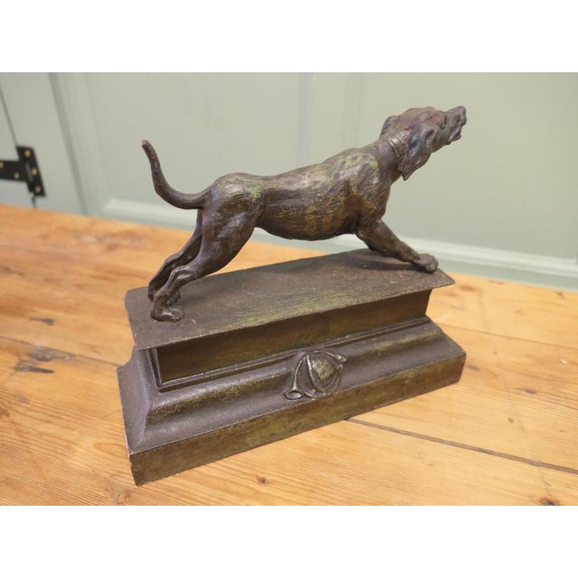 French Fireside Hunting Dog Statue in Patinated Iron For Sale - Image 5 of 8