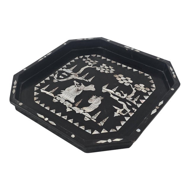 Chinese Black Lacquer Octagonal Tray With Mother-of-Pearl Figural Inlay For Sale