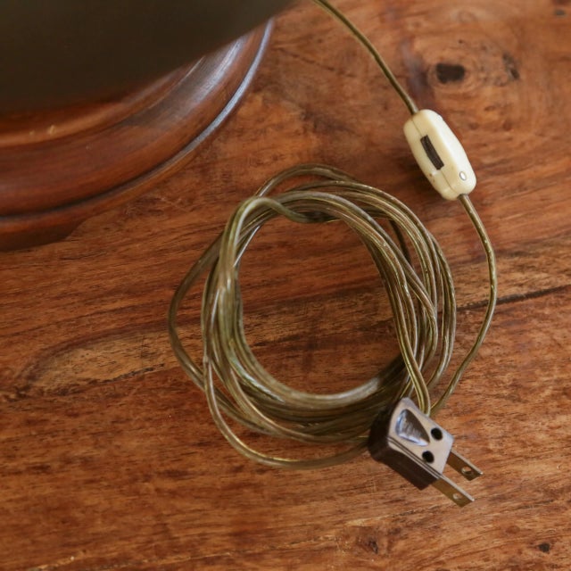 1960s Mid-Century Chinoiserie Brass & Copper Urn Table Lamp, Beautiful Dark Patina For Sale - Image 17 of 18