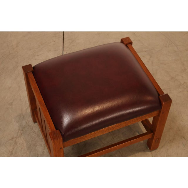 Mission Stickley Mission Collection Oak & Leather Ottoman Footstool For Sale - Image 3 of 18