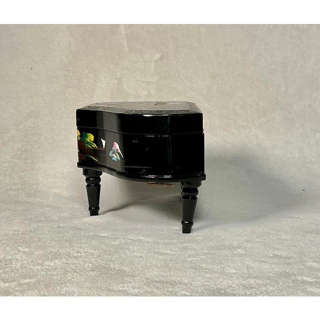 Mid-Century Modern Vintage Mid-Century Japanese Lacquer Grand Piano Jewelry Music Box, 1950s For Sale - Image 3 of 12