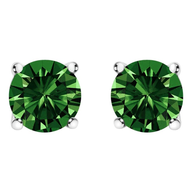 14K White Gold 2.0 Cttw Lab Grown Green Diamond Classic Solitaire Stud Earrings For Sale