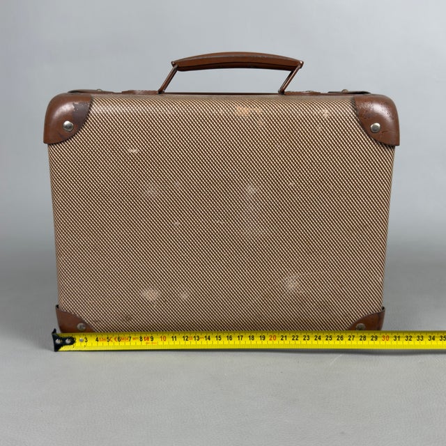 Noris Trumpf Slide Projector with Working Case For Sale - Image 16 of 17