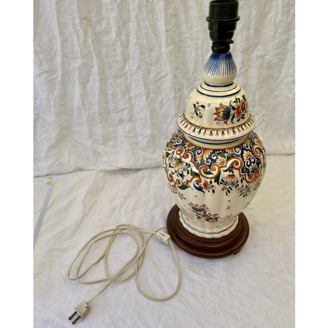 Late 20th Century Boho Chic Hand Painted Floral Ginger Jar Table Lamp For Sale - Image 5 of 8