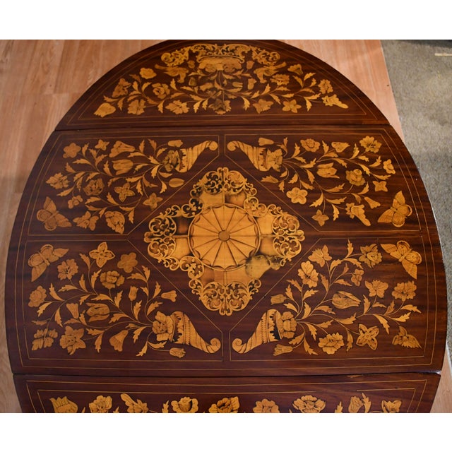 English 1900s Antique Dutch Marquetry Mahogany Pembroke Drop-Leaf Coffee Table For Sale - Image 3 of 16