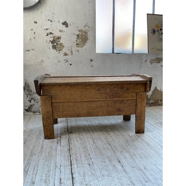 Popular Art Shepherds Chest, 1900s For Sale - Image 3 of 18