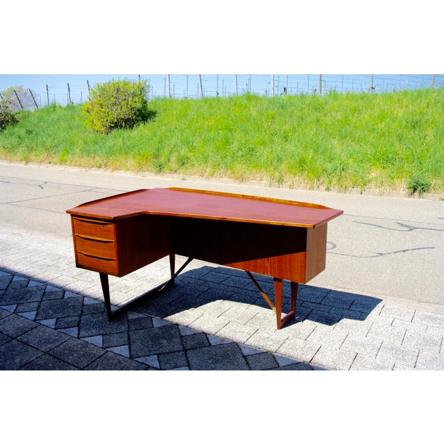 Boomerang Model Desk by Peter Lovig Nielsen for Hedensted Møbelfabrik, 1960 For Sale - Image 12 of 15