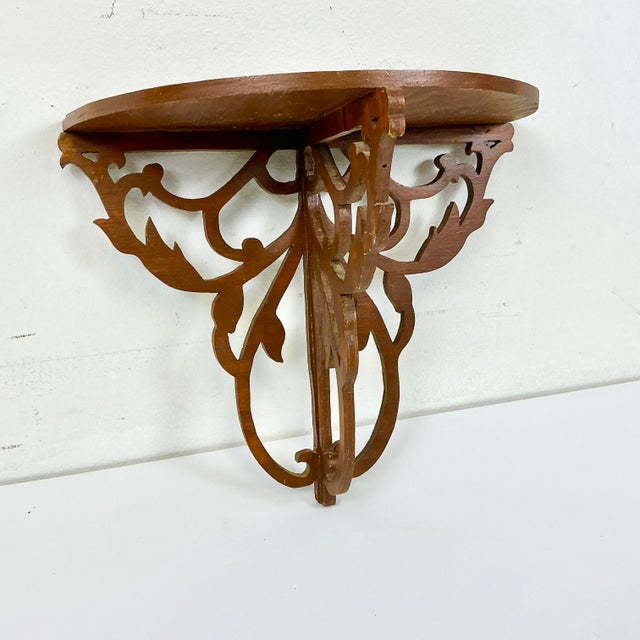 Wood 1960s Vintage Americana Boho Chic Folk Art Fret Work Pine Wall Bracket Shelf For Sale - Image 7 of 15