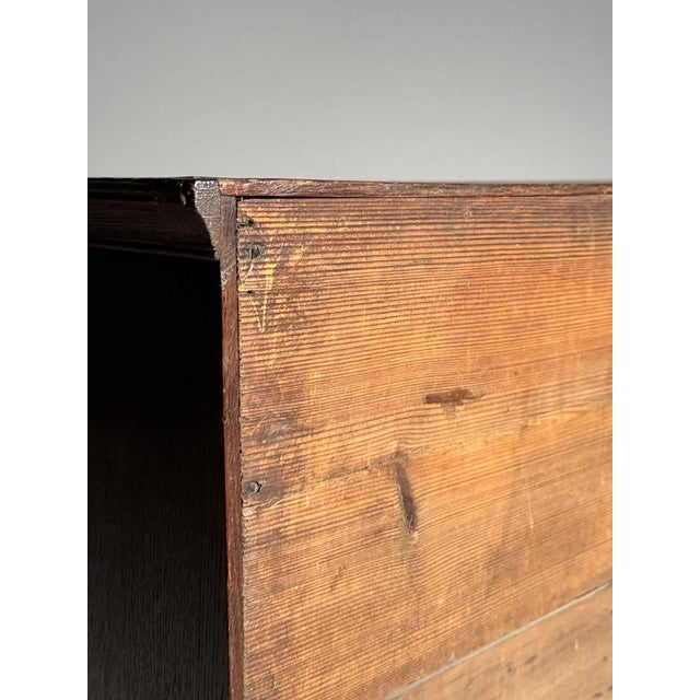 Large English chest of drawers. Made of solid oak. Originally from England, mid-to-late 19th century. In very good...